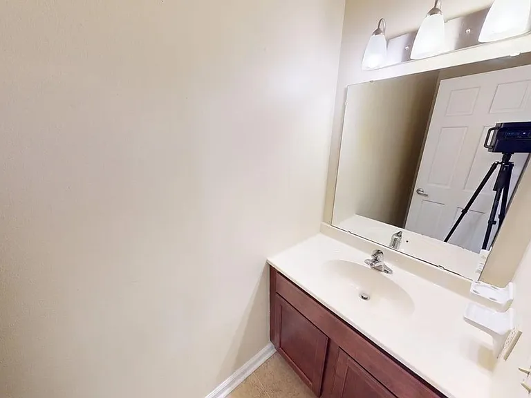 3861 McRee Ave — Photo 32
