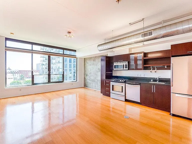 1111 S Grand Ave #817 — Photo 3