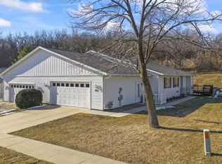 804 26th St NE, Rochester, MN 55906
