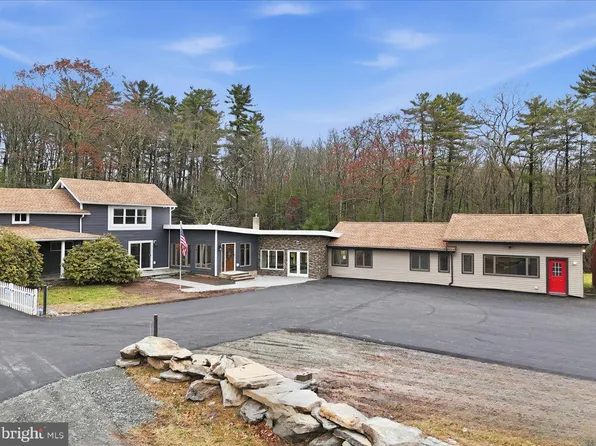 1122 Highway 739, Milford, PA 18337