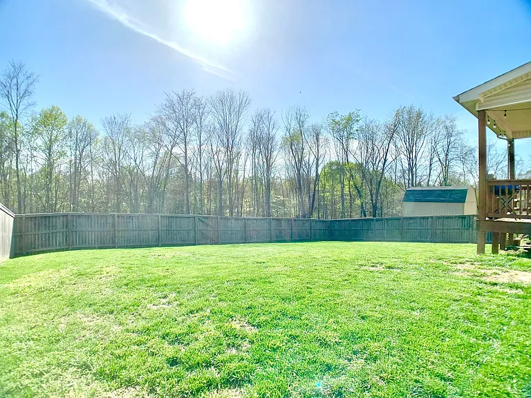 214 Penelope Ln — Photo 37