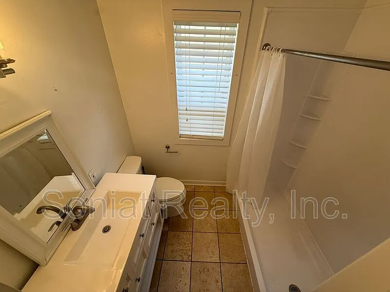 527 Atlantic Ave — Photo 16