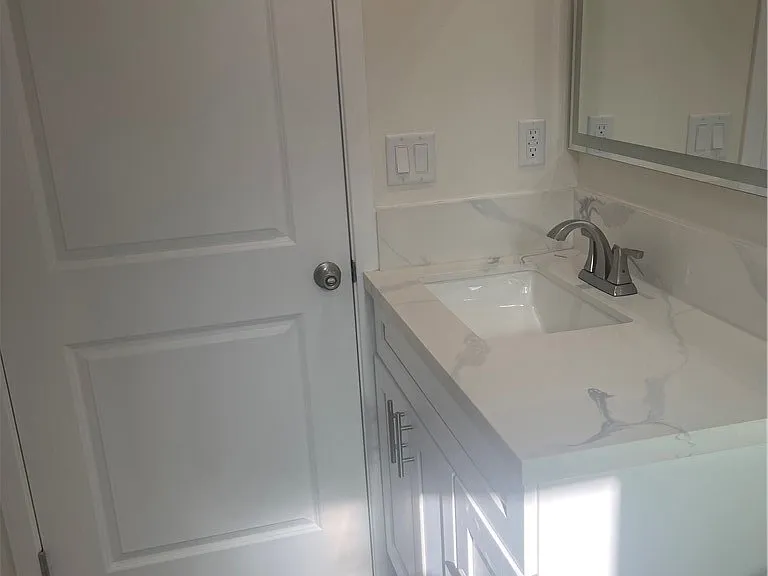 4656 Bell Pl #4656B — Photo 15