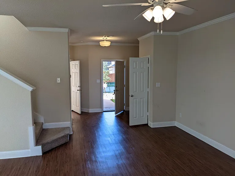 380 Woodgrove Dr #A — Photo 32