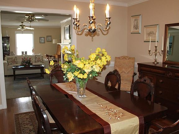 4th image of 3102 Cashwell Dr Unit 37