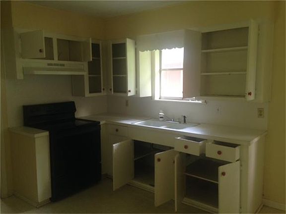 4th image of 1310 W Pavillion St