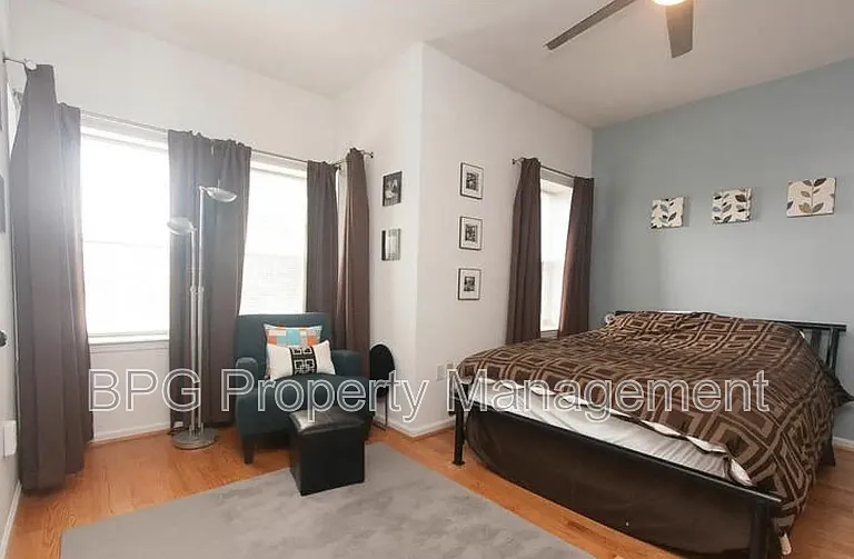 1027 7th St NE — Photo 10