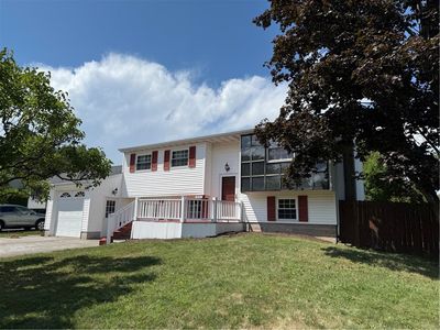 1612 Wheatstone Dr, Farmington, NY, 14425