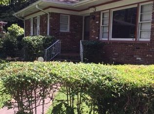 2090 Honeysuckle Ln SW, Atlanta, GA 30311