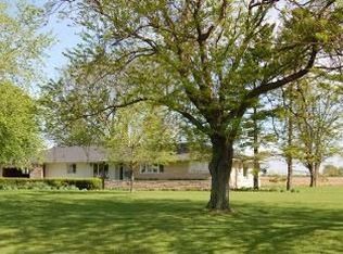 2254 County Road 1300 N, Saint Joseph, IL 61873