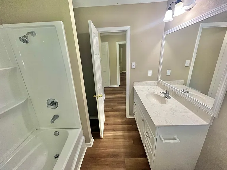 117 E Hoyt Dr — Photo 21
