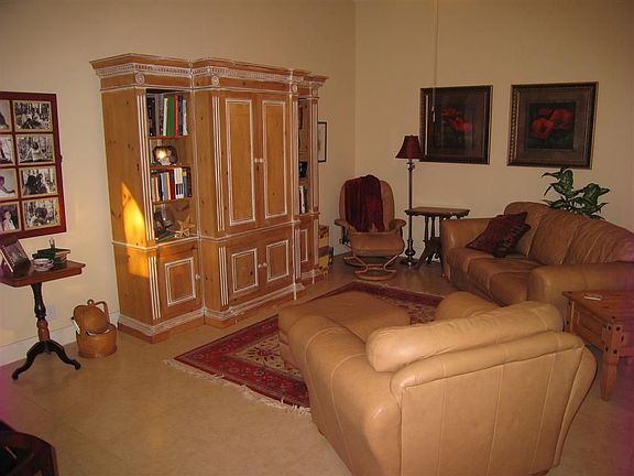 4th image of 5748 NW 48th Dr