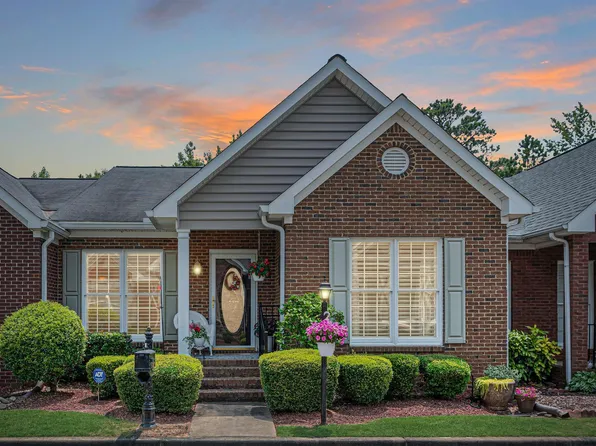 1610 Fountain Dr, Anniston, AL 36207