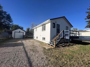 2409 E 11th St #1, Cheyenne, WY 82001