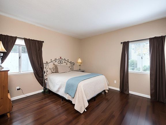 5th image of 2968 Moorpark Ave APT 15