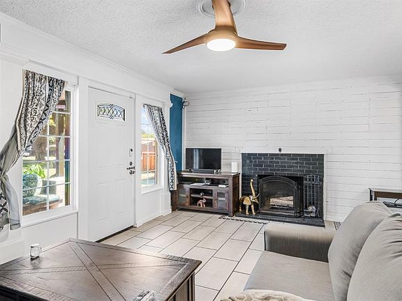 2nd image of 807 5th Street