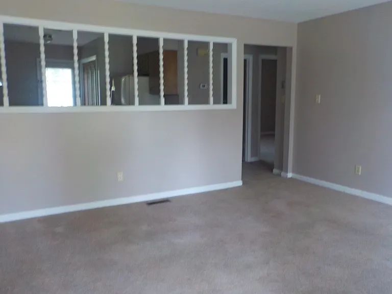 2785 Vance Dr NW #4 — Photo 2