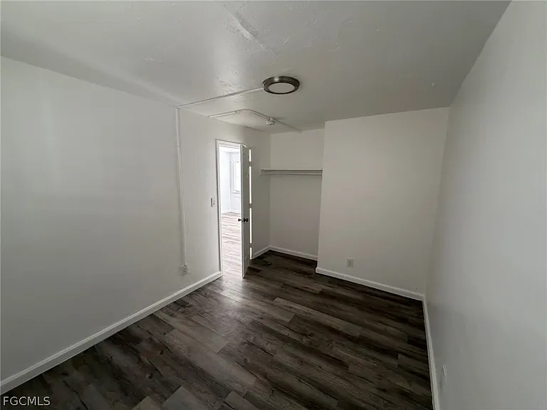 3033 2nd St #2 — Photo 7