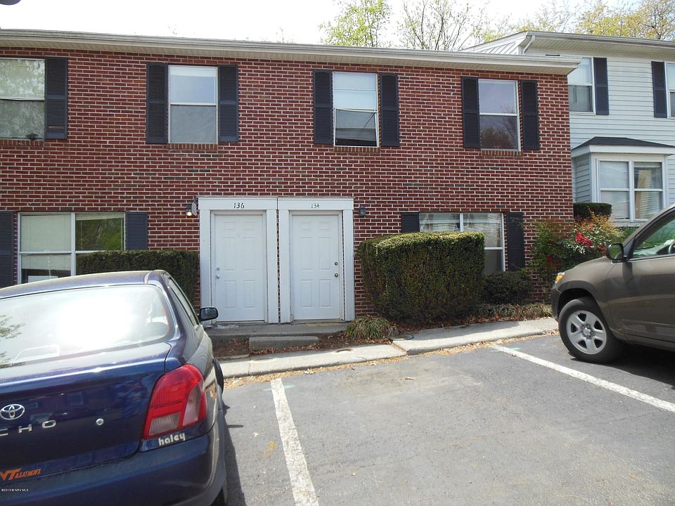 1st image of 134 Clover Valley Cir
