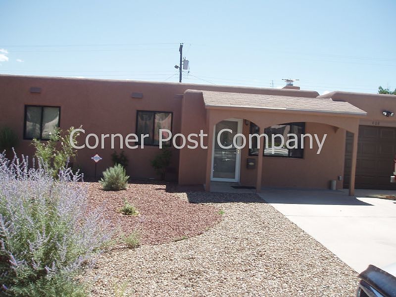 1st image of 408 Cagua Dr NE
