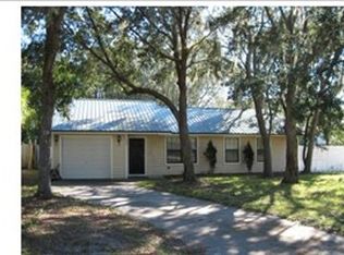 934 S 18th St, Fernandina Beach, FL 32034