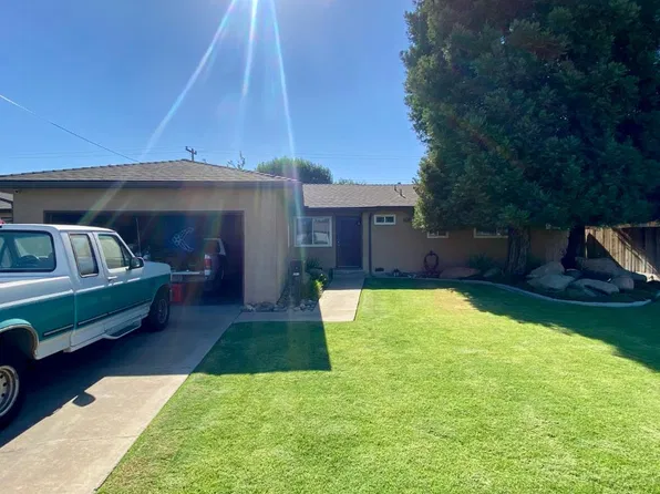1652 Oxford Ave, Clovis, CA 93612