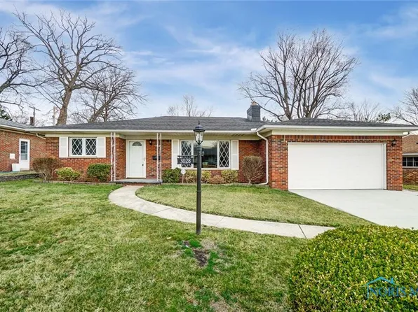 3028 Pinehurst Rd, Toledo, OH 43613