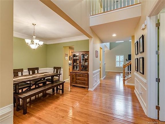 2nd image of 10222 Tintinhull Dr