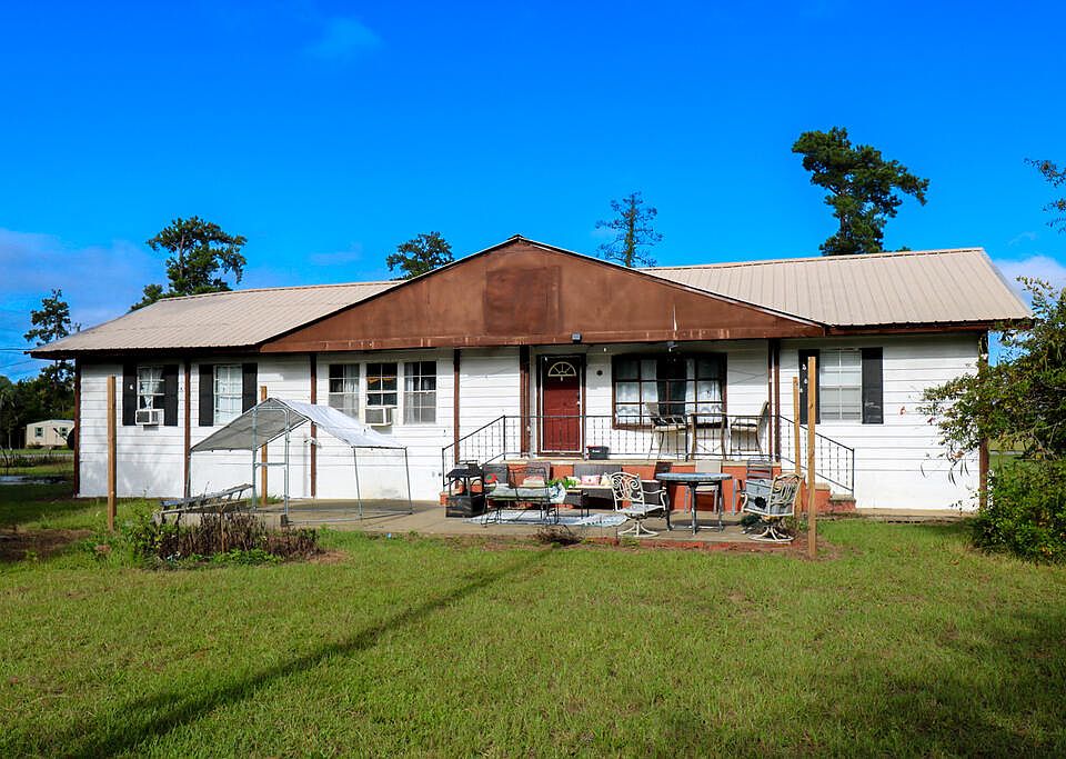 1st image of 169 Cypress Cir