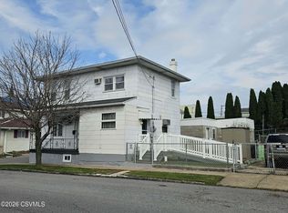 25 N Beech St, Mount Carmel, PA 17851