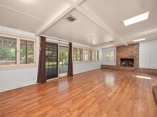 2832 Scandia Way, Carmichael, CA 95608