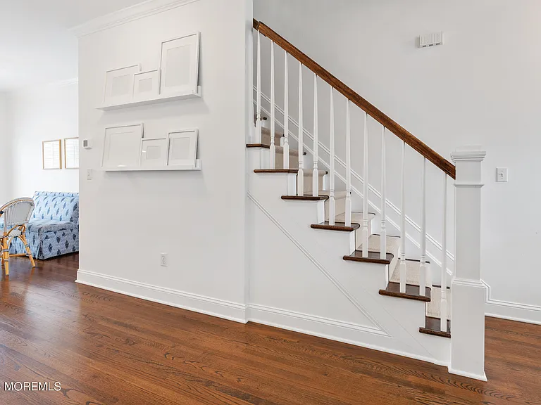 29 Pavilion Ave — Photo 11