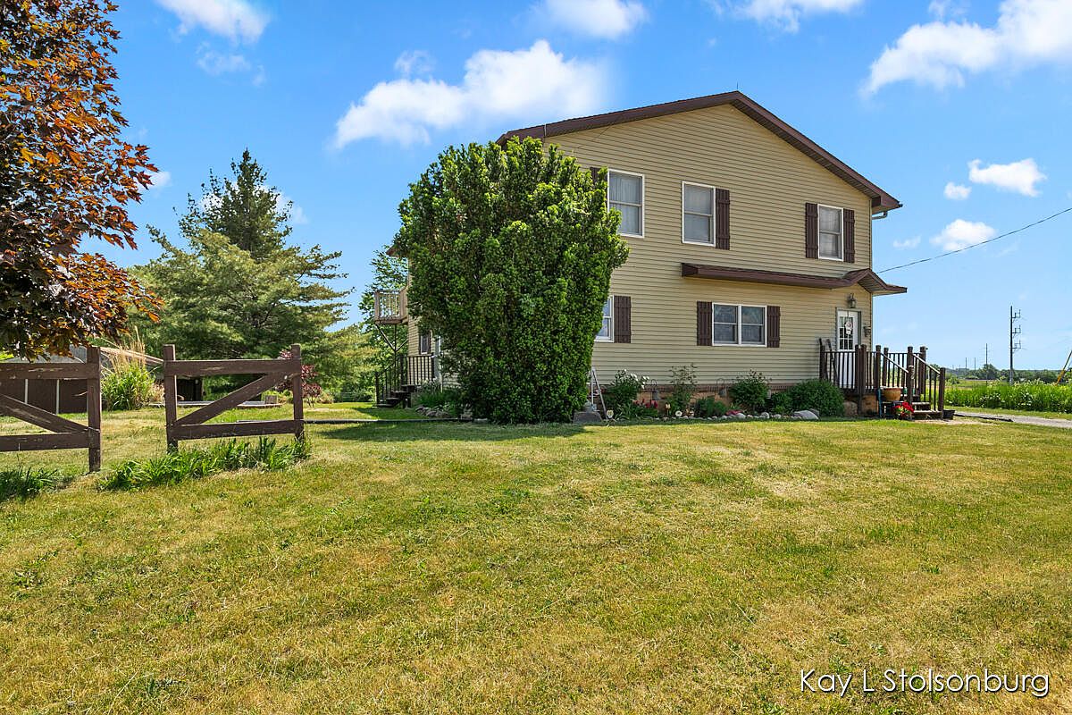 15784 40th Ave, Coopersville, MI 49404 Zillow