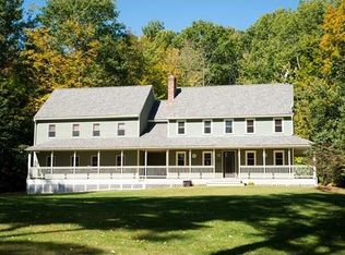 18 Elliott St, Pepperell, MA 01463