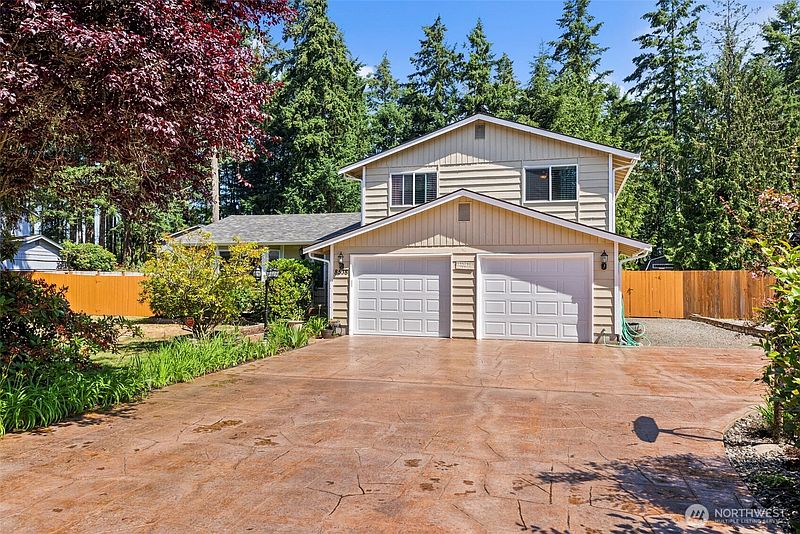 2nd image of 8538 48th Court NE