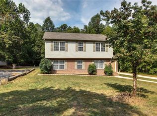 1281 Old Eastside Rd, Burns, TN 37029