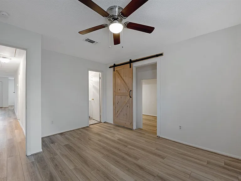 910 Judiway St — Photo 14