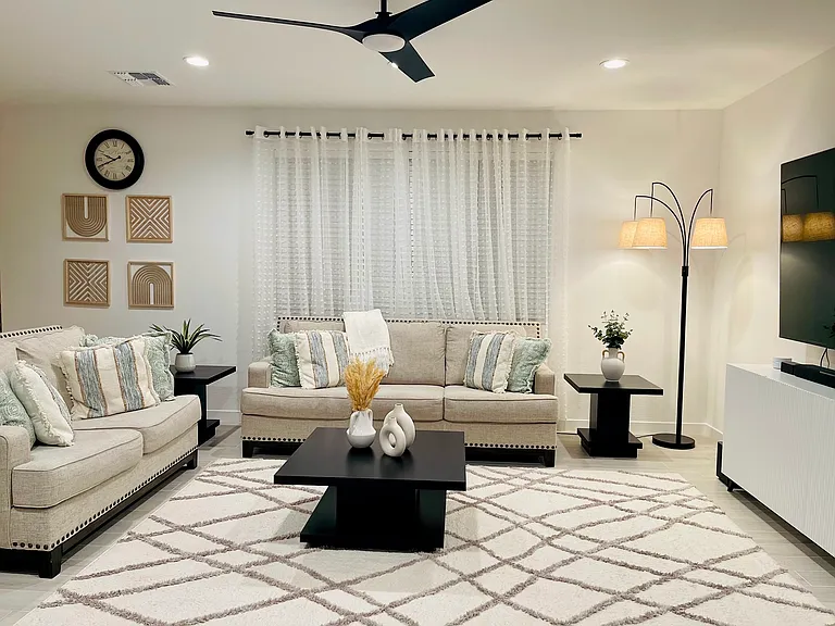 17717 W Hedgehog Pl — Photo 9