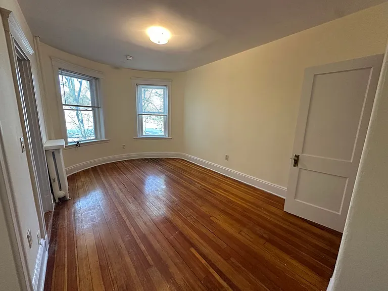181-183 Winthrop Rd #181-8 — Photo 7