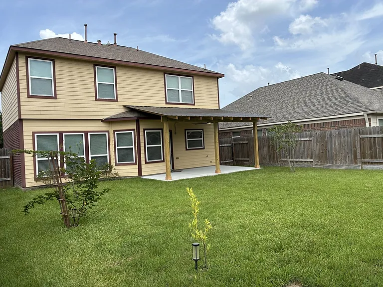 2588 Hallmark Oak St — Photo 11