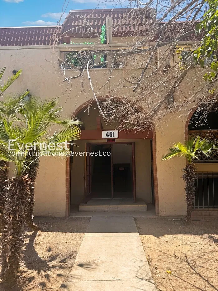 2 bed, 2.0 bath, 960 sqft, $1,350 — Photo 2