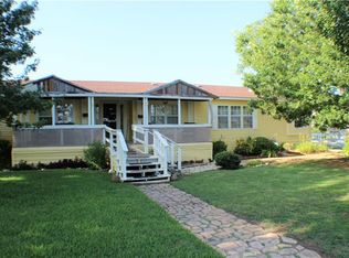 4009 Dove Meadows Ln, Joshua, TX 76058