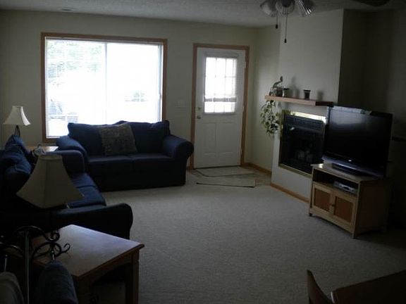 3rd image of 1933 Southcross Dr #2006