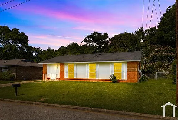 3613 Erwin Dr