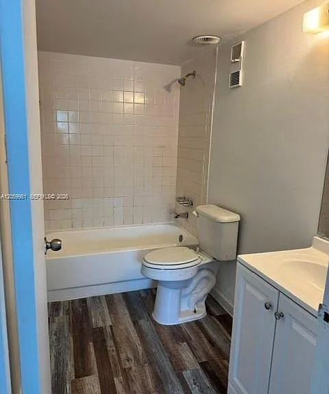 2050 NW 43rd Ter #5 — Photo 8