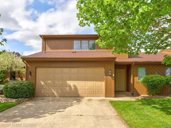 344 Groveland Dr, Frankenmuth, MI 48734