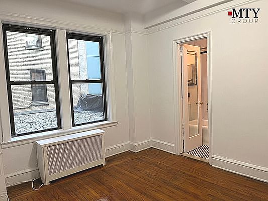 1st image of 155 E 52nd St #2OK