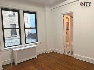 155 E 52nd St #2OK, New York, NY 10022
