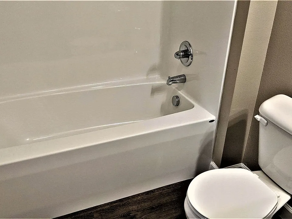 Tub