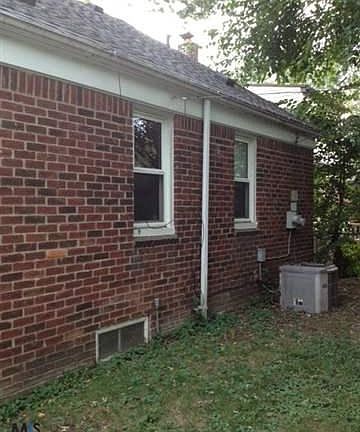 4th image of 13740 Nadine Ave
